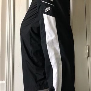 Black nike sweat pants